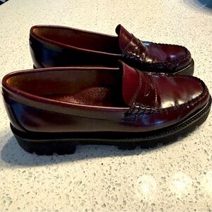 Bass Weejuns Loafers Whitney Superlug size 8.5